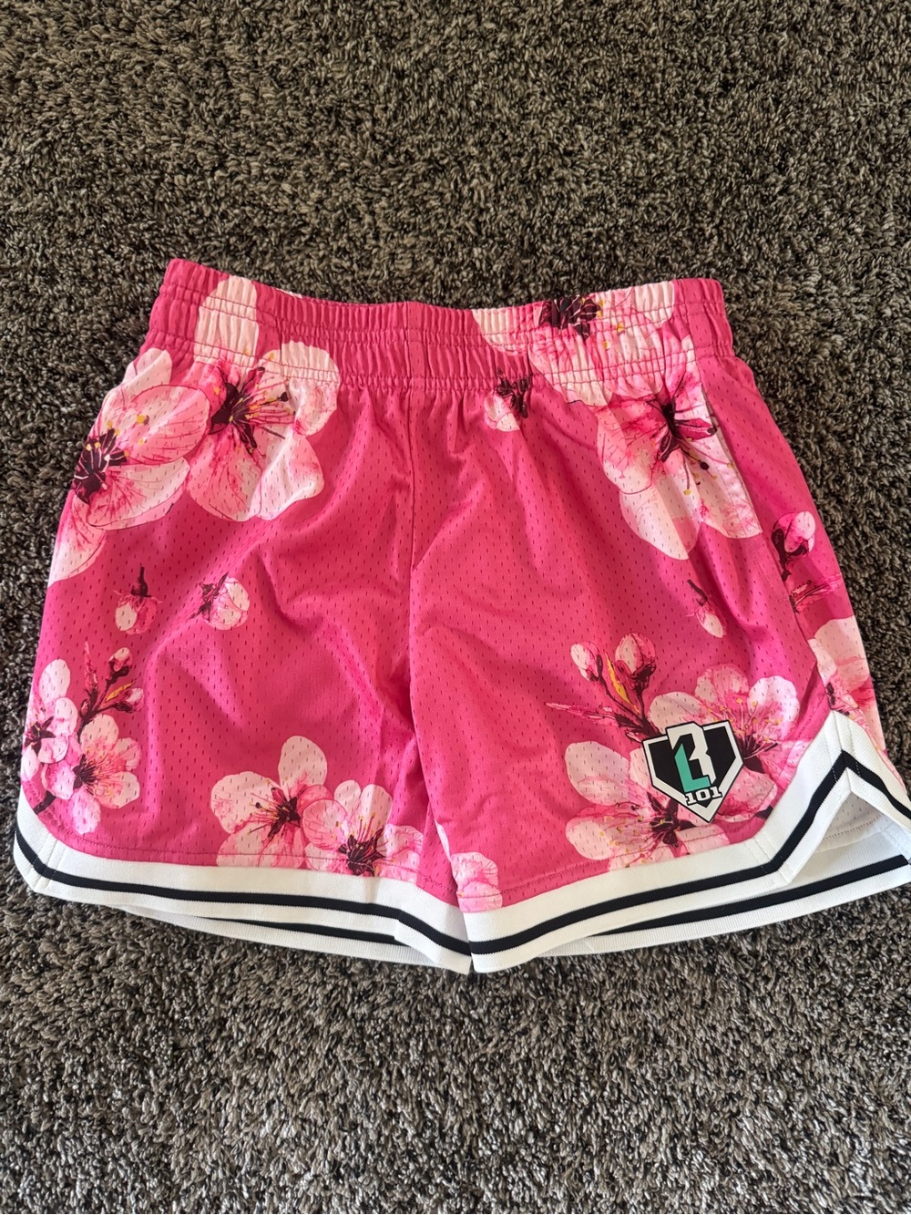 Baseball Lifestyle 101 Youth Shorts. Boy or Girl  NEW w/tags Youth Medium